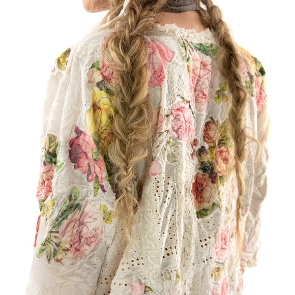 Magnolia Pearl Eyelet Appliqué Coronado Dress - Picture 4 of 11